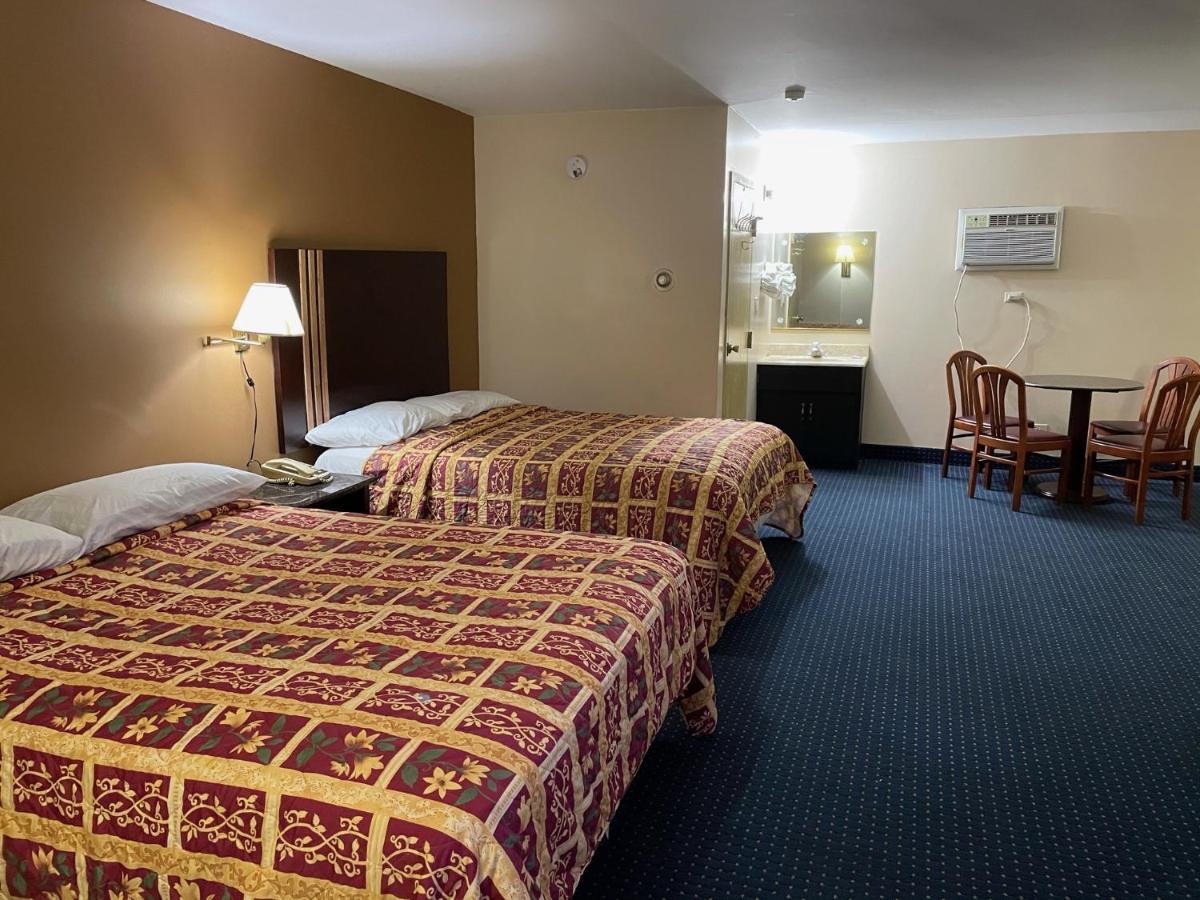 American Inn And Suites Countryside Екстер'єр фото